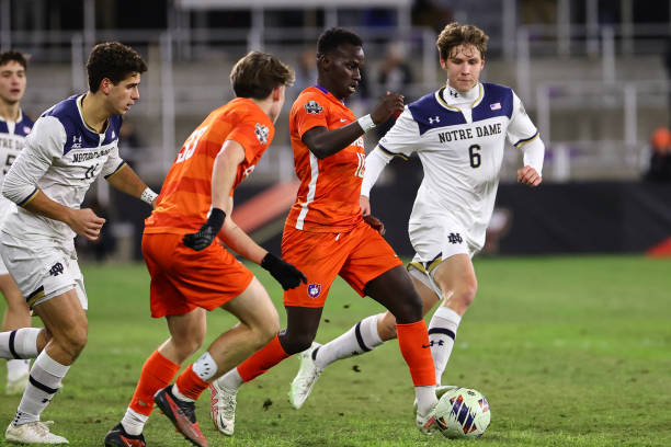 工之间的巨 工之间的巨